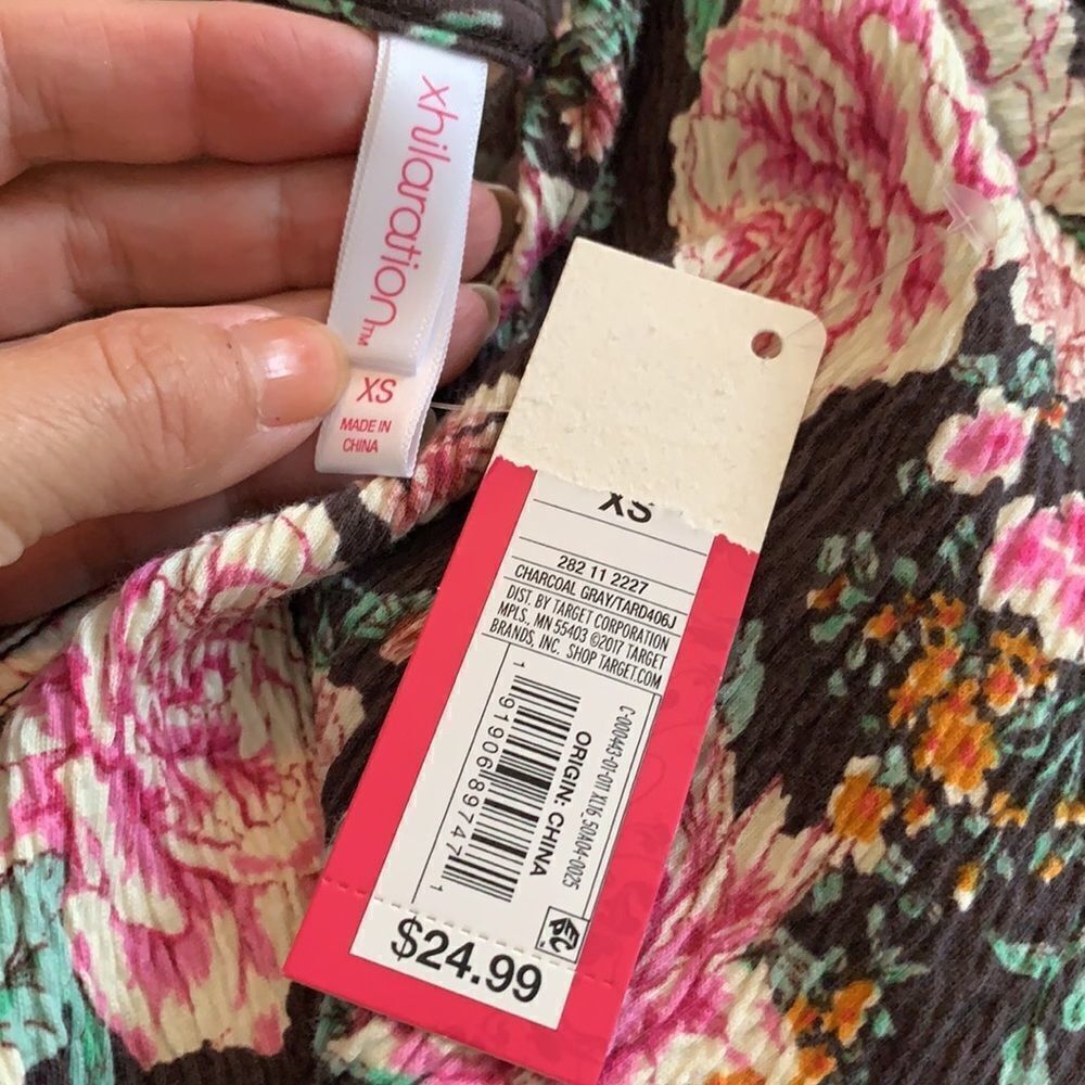 NWT Xhiliration crinkle cloth floral summer dress‎ - Picture 8 of 10